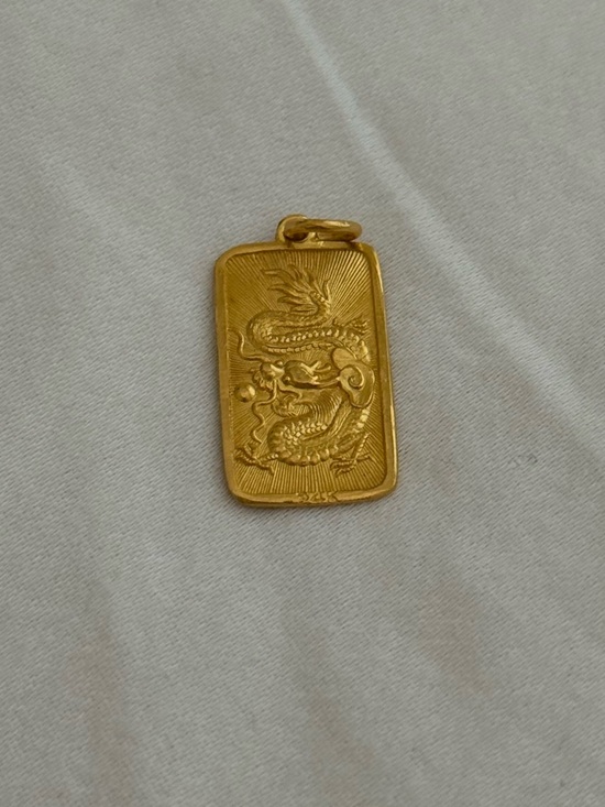 Jewelry - 24k solid yellow gold vintage Dragon and Phoenix Pendant